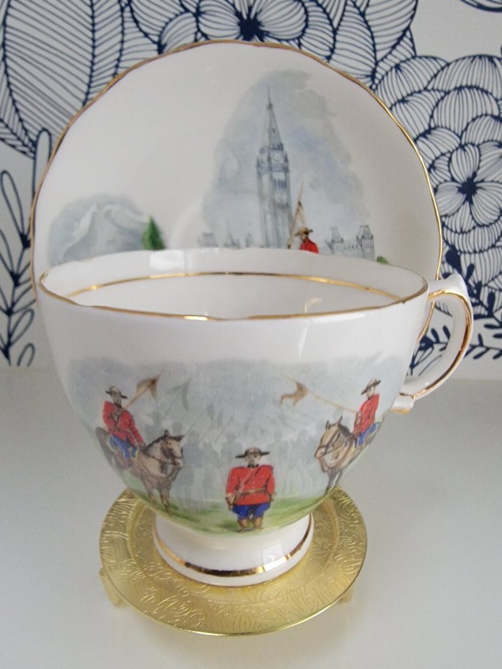 Royal Vale Royal Canadian Mounties teacup & saucer, Ottawa Parliament RCMP